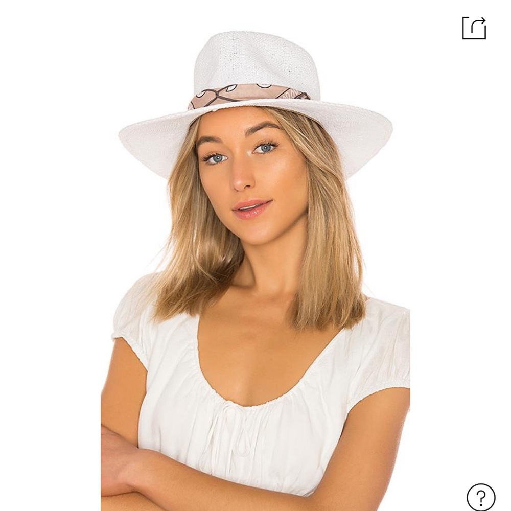 ALE BY ALESSANDRA
Bailey Hat In White & Tan